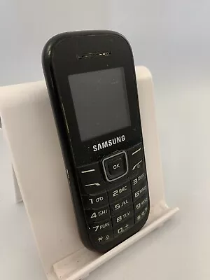 Samsung E1200 Black Unlocked Mobile Phone *Incomplete* • £9.40