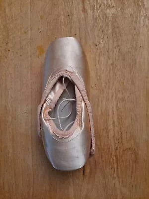 Freed Classic Pointe Shoes Never Worn • $80