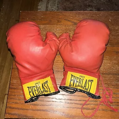 Vintage Everlast Boxing Gloves 12oz Red Lace Up Yellow Tag • $23.50