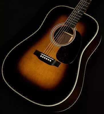 Martin Guitars  Standard Series HD-28 - 1935 Sunburst • $3599