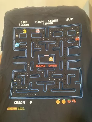 Pac Man T-shirt L • $12.99