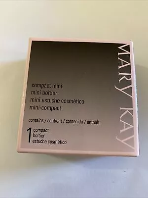 Mary Kay Compact Mini Palette (Unfilled) Magnetic With Mirror  • $6.95
