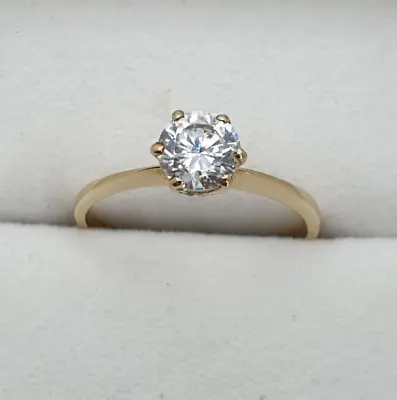 9ct  375 Yellow Gold Solitaire  Cubic Zirconia Engagement Style Ring Size P • $175