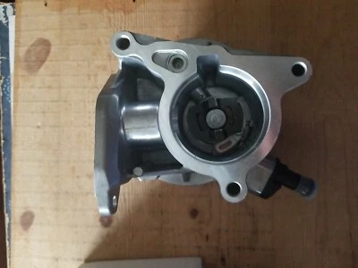 $49.99 • Buy Engine Vacuum Pump Assembly For VW Golf MK6 Jetta MK5 CC Eos Tiguan Audi TT 2.0T