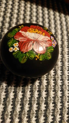 £10 • Buy Vintage Russian Painted Papier Mache Pin Box