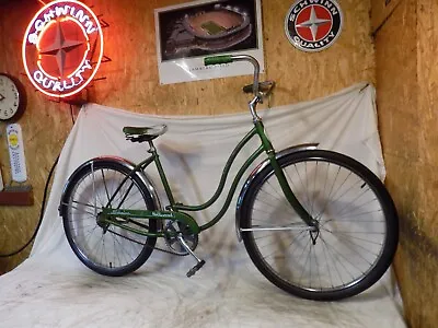 1969 Schwinn Hollywood Ladies Beach Cruiser Bike Vintage Campus Green American • $159.95