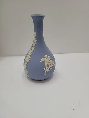 Vintage Wedgewood Jasper Cherub Bud Vase • $15