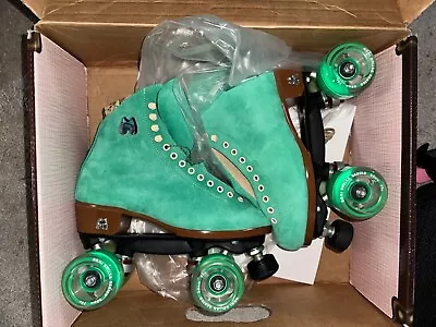 Moxi Lolly Outdoor Complete Skates Size 7 Green Apple  • $220