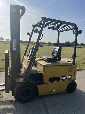 £5500 • Buy Cat 2 Tonne Electric Forklift Truck