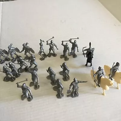 Vintage Louis Marx 2.25  Gray  Vikings Lot Of 20 Figures & 3 Horses 1960s Read • $59.99