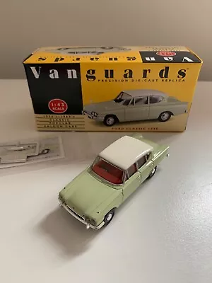 Vanguards VA 35000 Ford Classic 109E In Lime Green/White • £6.99