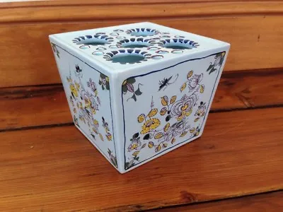 Colonial Williamsburg Restoration Virginia Delft Polychrome Floral Flower Frog • $112.50