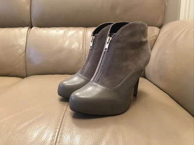 £10 • Buy 'next' Grey Leather & Suede Ankle Boots Size 6 (39)