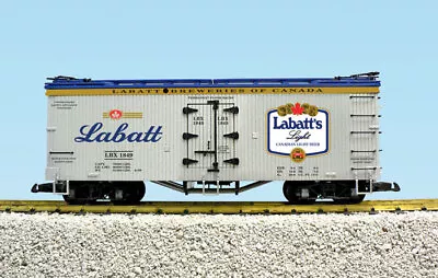USA Trains R16033A G Labatts Light Beer Refrigerator Car #1849 • $67.95