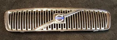Used 2001-2004 Volvo V70 Chrome Front Grill Grille Logo 8659875 *1 Tab Missing* • $42.22