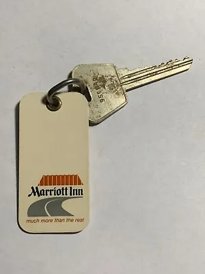 Marriot Inn Hotel Motel Room Key Fob With Key Fort Wayne Indiana #211 • $21.99