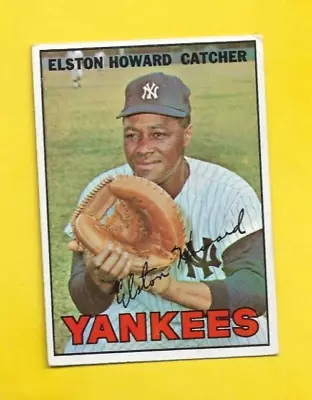 1967 Topps Elston Howard #25 New York Yankees EX- FREE SHIPPING • $3.99