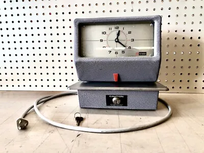 Vintage Simplex Time Clock Time Recorder JCP14R4 With 2 Keys • $19