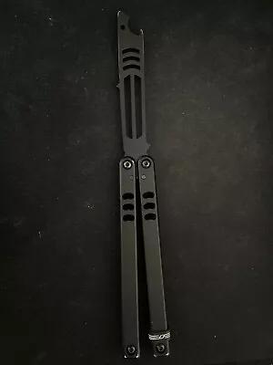 Used - Squid Industries Inked Mako V4.5 (BLACK) & SI Balisong Maintenance Kit • $50