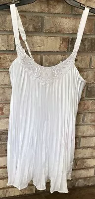 Victoria's Secret Bridal Sexy White Pleated Lace Babydoll Chemise Nightie Gown S • $24.99