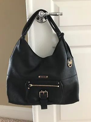 Nwt Michael Kors Lg Austin Pebbled Black Leather Shoulder Bag $348.00 • $180