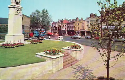 (ax47) Cenotaph Bradford Street Walsall - Staffordshire Postcard • £4