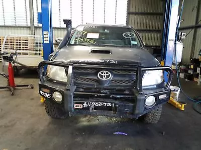 $15 • Buy Toyota Hilux 2005 Vehicle Wrecking Parts ## V000731 ##