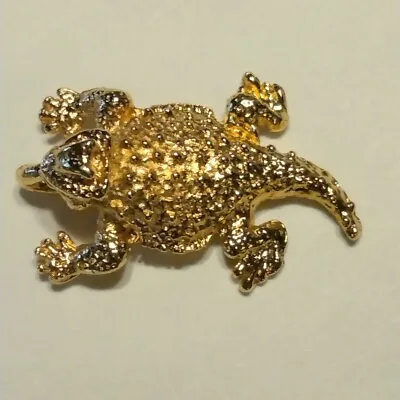 VTG Horny Toad Jewelry Pendant Gold Tone Whimsical Lizard 1  X 3/4  • $5