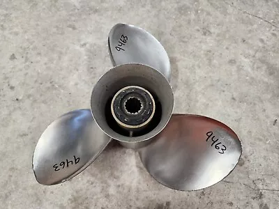 13 1/4  X 17p Mercury Stainless Propeller 48-72764-17 4.25 Gearcase P9463 • $139