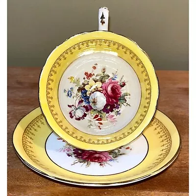 Hammersley & Co Bone China Teacup Saucer Set Yellow Floral Gold Rim • £30.85