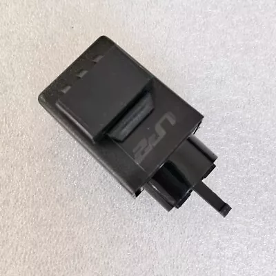 Turn Signal Relay For Honda VF700C VF750 VF1100C/S V45 V65 Sabre Magna 1982-2003 • $9.92