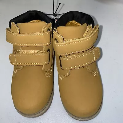 WN Boys Toddler/Baby Non-Marking  Wheat Boots Size 5  NWT • $12.76