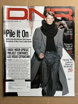 Men’s Wear Fashion / News Magazine Catalog 2007 / Versace’s Style Walk • $16.92