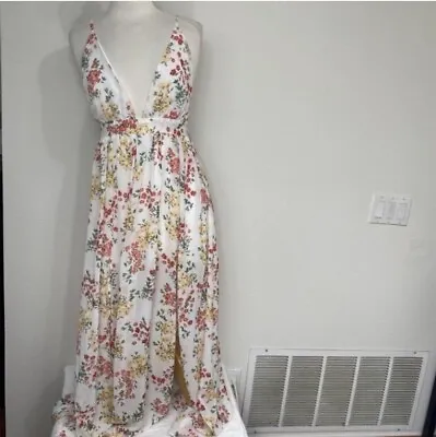 NWT New Forever 21 White Floral Sheer Flowy High Slit Maxi Dress Size Medium • $28