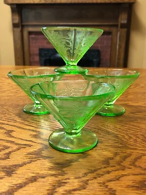 Rare Federal Glass Madrid Green Cone Design Sherbet Dessert Dish Depression Nice • $12