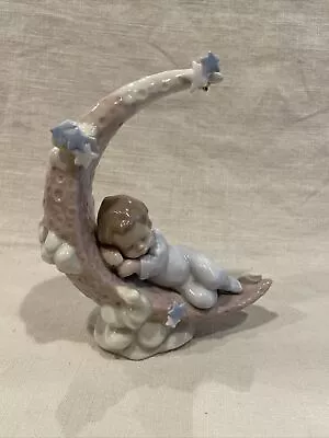 Lladro #6479 Heavenly Slumber Baby Boy Sleeping On Moon Glossy - No Lantern • $29.93