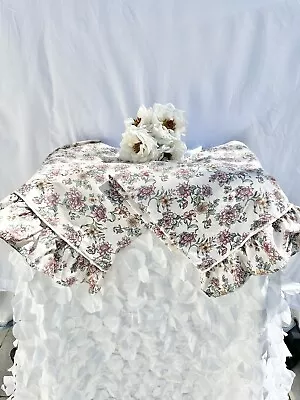 VTG 70’s Pillowcases Cream RUFFLED 100% Cotton COTTAGE FLORAL USA Set Of 2 USA • $21.99