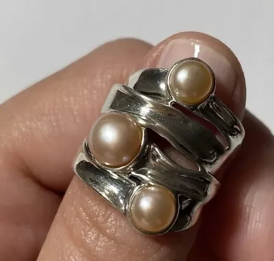 HG Hagit Gorali Israel 925 Sterling Silver Beige Pearl Ring Size 6.5 • $48