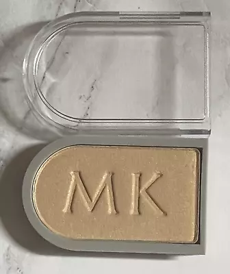 💠MARY KAY GOLDEN MK Signature Eye Color Eyeshadow 617400 Light Gold RARE • $12.89