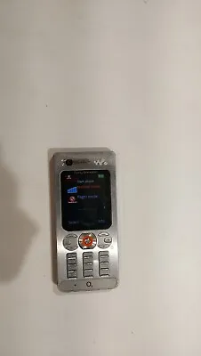 831.Sony Ericsson W880i Very Rare - For Collectors - Unlocked • $29.99
