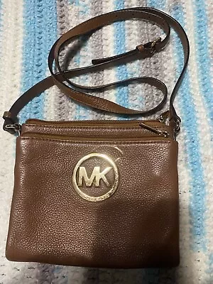 Michael Kors Adjustable Strap Crossbody Purse. Great Condition. • $50