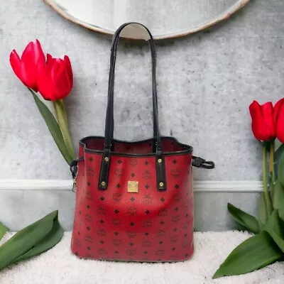 MCMWOMEN'S BAG Visetos Medium Project Reversible Shopper Tote Ruby Red Black • $295