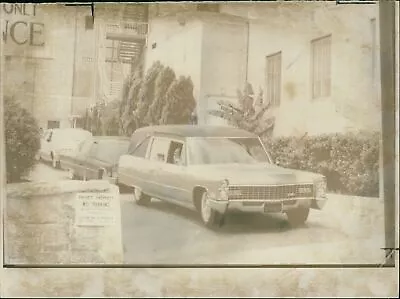 A Hearse Carrying The Body Of Robert Kennedy Le... - Vintage Photograph 1207867 • $15.90