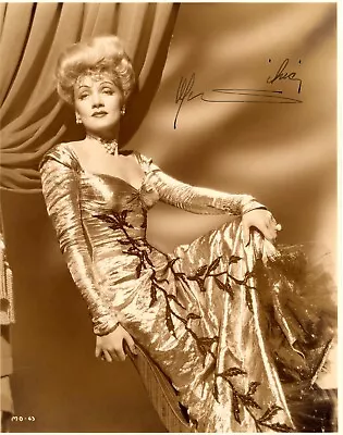 MARLENE DIETRICH AUTOGRAPHED SIGNED 1941 PHOTO 7x9 THE FLAME OF NEW ORLEANS • $450