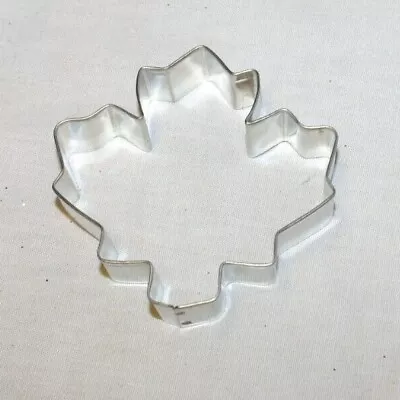 Cookie Cutters Thanksgiving Fall Leaf Pumpkin Turkey Cat Squirrel Apple Hallowen • $1.95