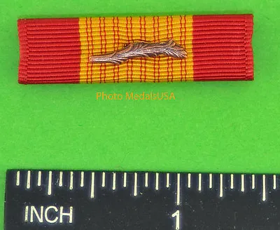 VIETNAM GALLANTRY CROSS RIBBON With Palm - Made In The USA • $5.48