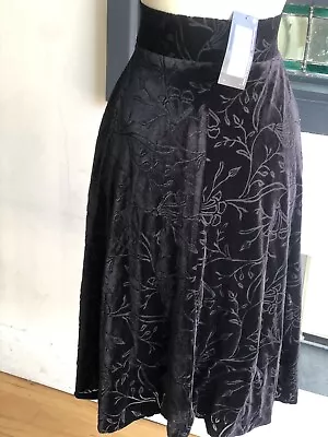  M & S Size 10 Black Burnout Devore Velvet Skater Skirt Elasticated Waist  • $43.56