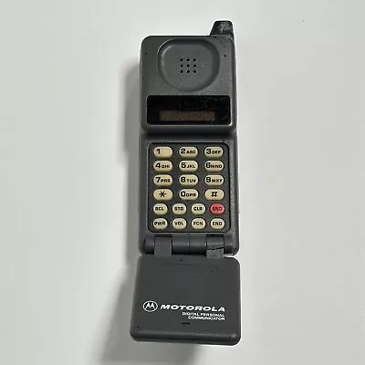 Vintage Motorola Mobile Flip Phone With Battery • $0.99