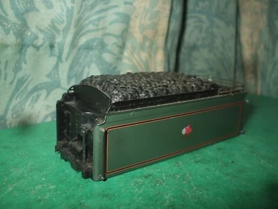 £39.75 • Buy HORNBY EX LNER A3 GREEN GN TENDER BODY ONLY WITH COALRAILS - No.2