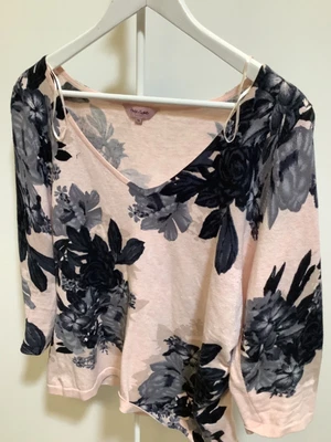 £14.99 • Buy Phase Eight Pink T-Shirt With Black Floral Pattern, 3/4 Sleeves, Size 18